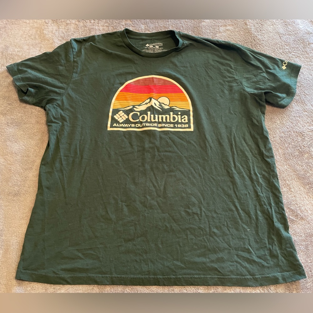Columbia Sportswear Classic Tee Short Top